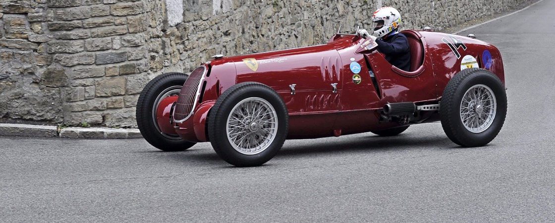 alfa-romeo-12c